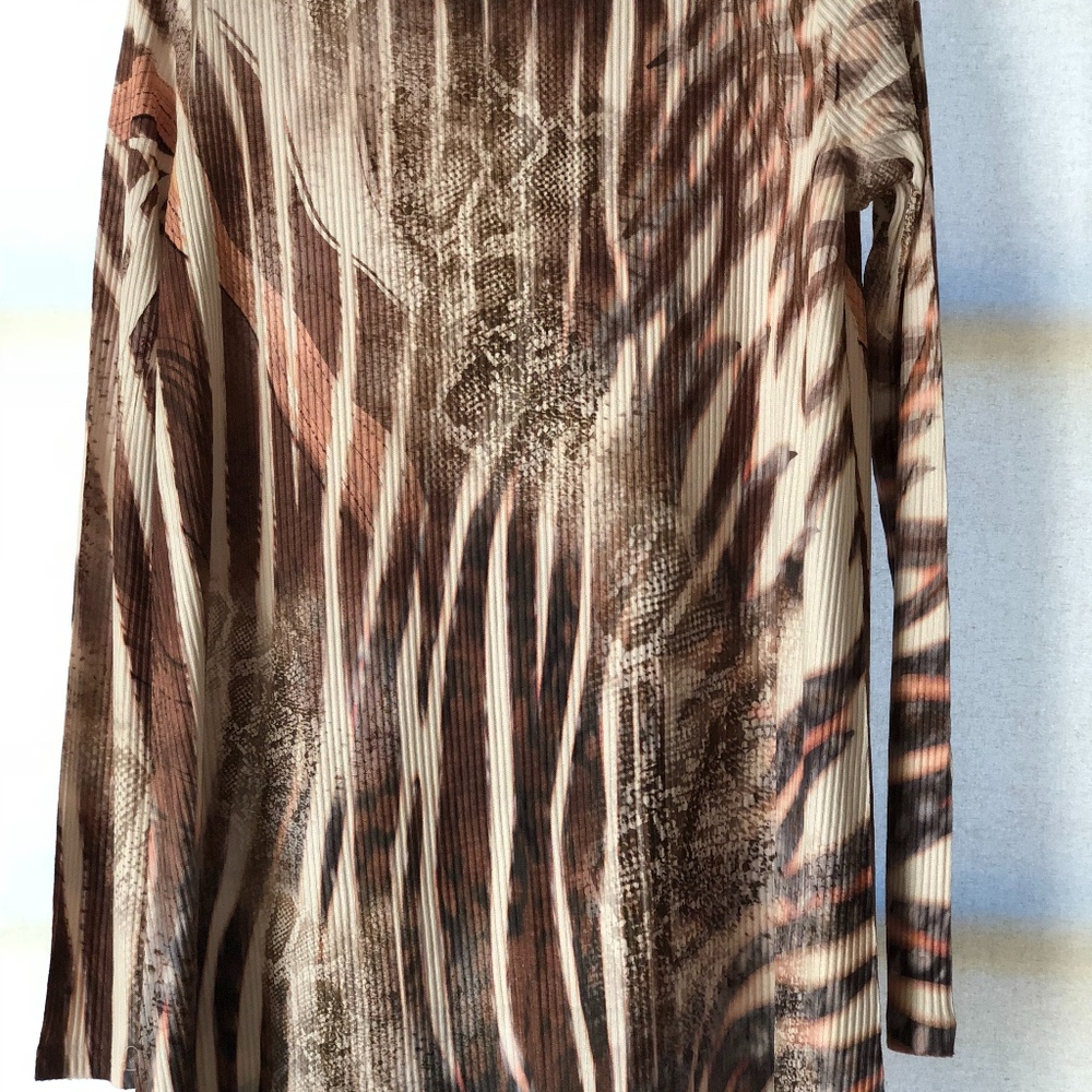NWT A high low tunic with stones in front: Buy all 4 for $40
